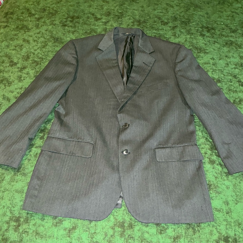 Brooks brothers suit. 1818 Madison 42s/37w suit coat pants 40s/34w 100% wool